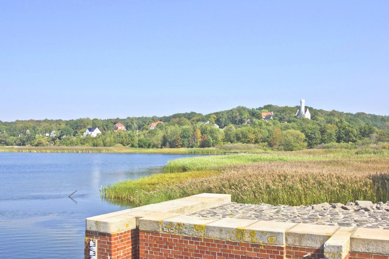 Ferienwohnung Mit Balkon Und Meerblick - Ferienresidenz Zwei Bodden Fewo 1-4 Lietzow Exterior photo